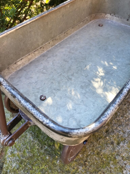Shabby Chic Karre zum Bepflanzen