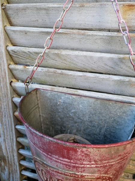 Metall Wandeimer zum Bepflanzen, rot