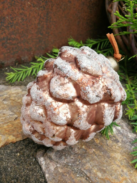 Christbaumkugel Zapfen Mikana 10 cm, hellbraun