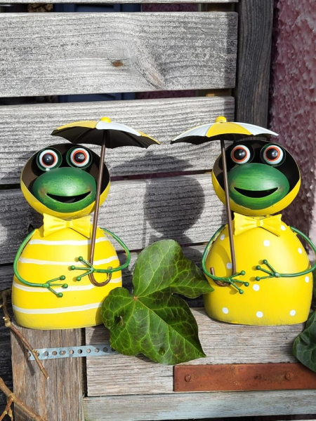 Metall Zaunhocker Frosch, Regenschirm links