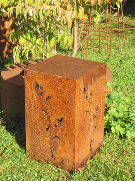 Edelrost Dekosäule Kronen 40 cm