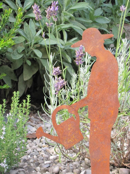 Edelrost Dekofigur Gärtner Gerhard mit Gießkanne Angels Garden