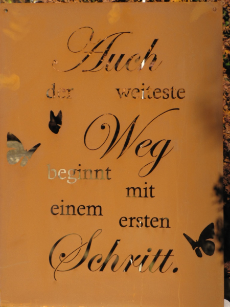 Edelrost Gedichttafel Weg