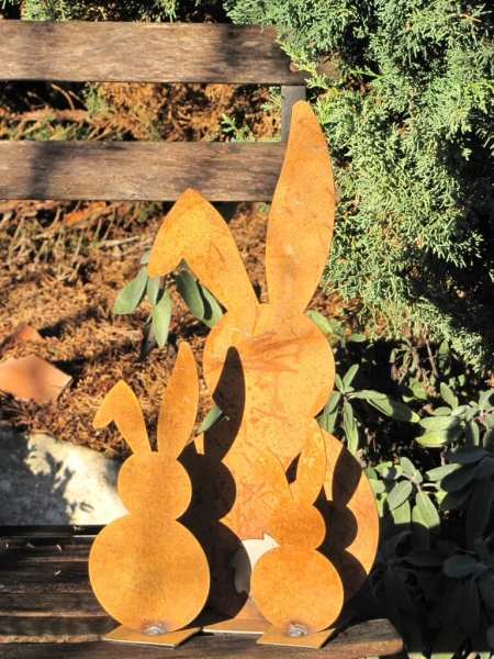 Edelrost Hase von hinten 15 cm