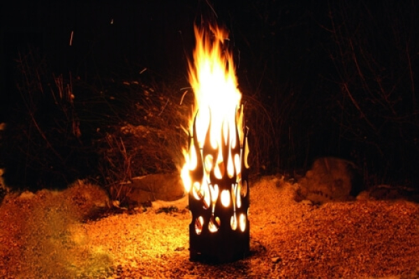 Geflammte Edelrost Feuersäule