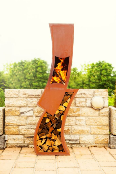 Edelrost Grill und Gartenmöbel