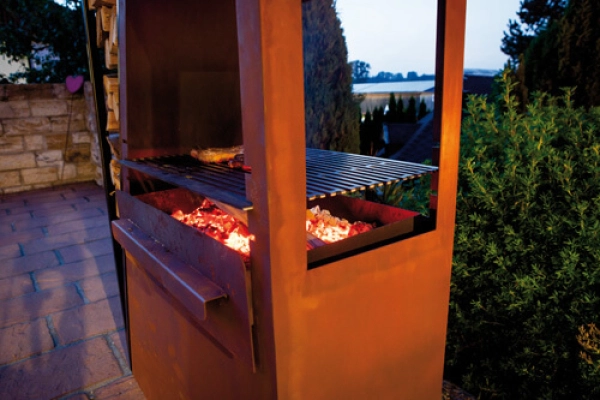 Kaminofen Barbeque aus Edelrost
