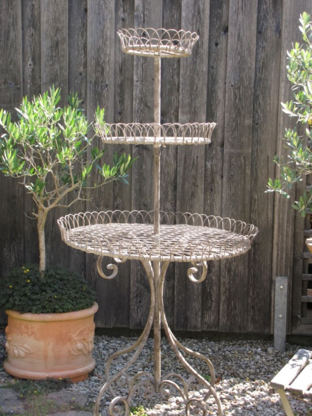 Shabby Chic Etagere