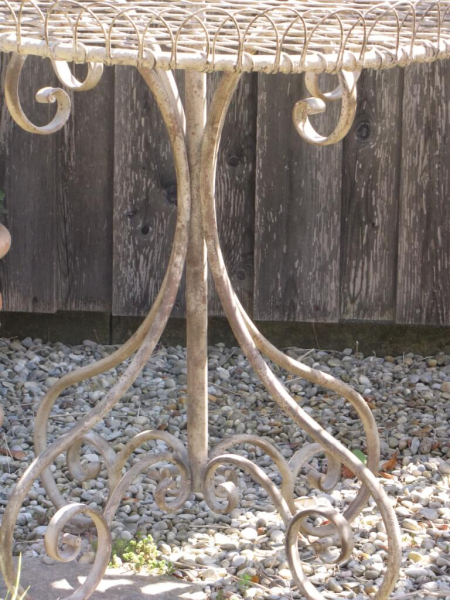 Shabby Chic Etagere