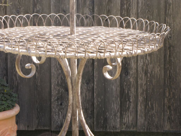 Shabby Chic Etagere