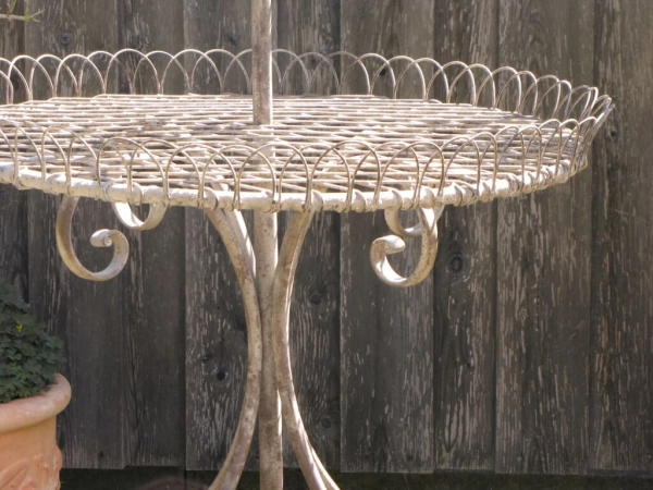 Shabby Chic Etagere