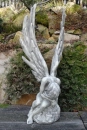 Engel Athene aus Steinguss